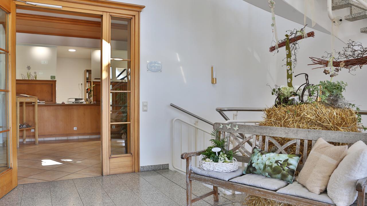 Hotel Alznauer Hof Gomaringen Екстериор снимка